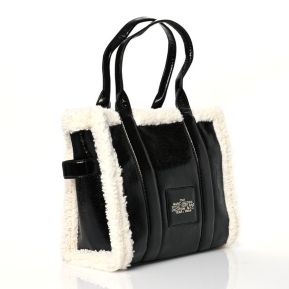 NWOT Marc Jacobs Shiny Calfskin Faux Shearling Small The Traveler Tote Bag Black - Picture 2 of 8